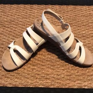 Baretraps sandals